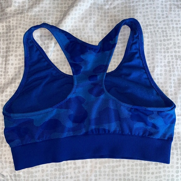 Champion Women’s sports bra - Picture 2 of 2